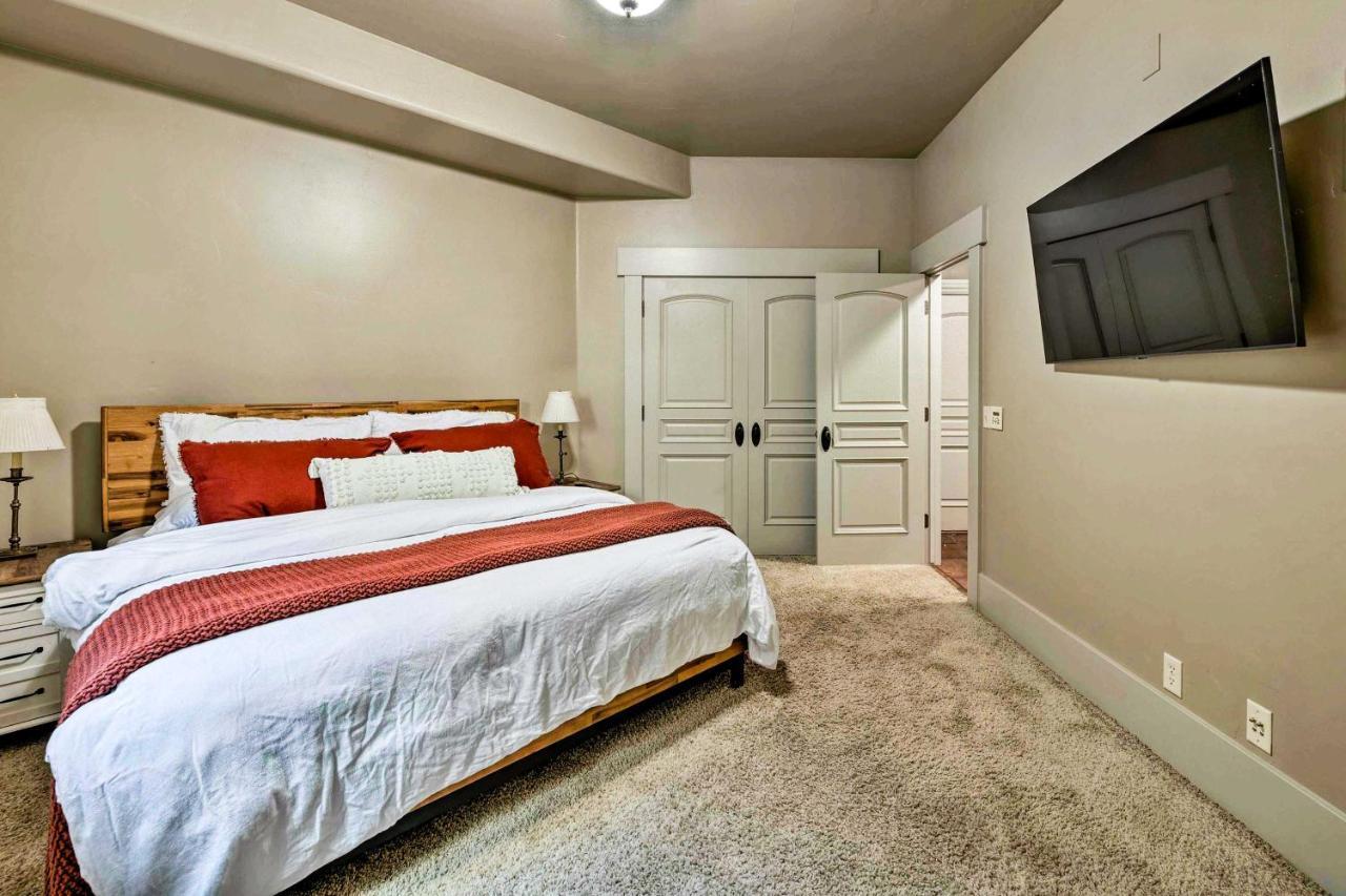 Family-Friendly Utah Vacation Rental Near Skiing! Sandy Exterior photo